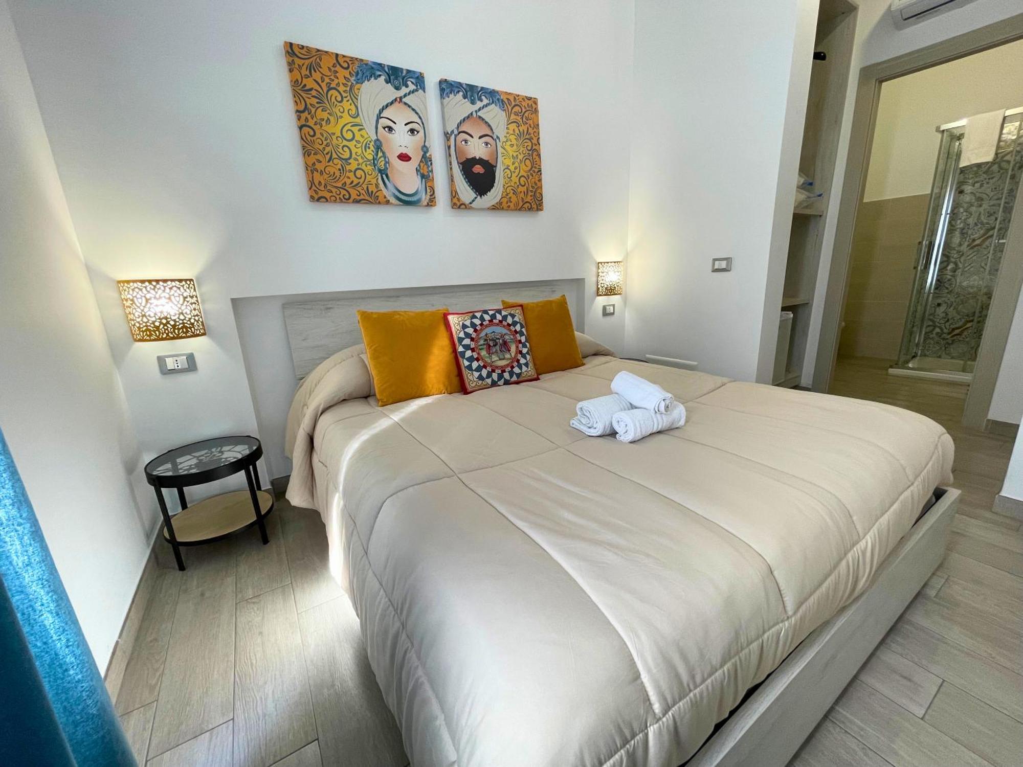 I Mori - Holiday Rooms Lascari Dış mekan fotoğraf