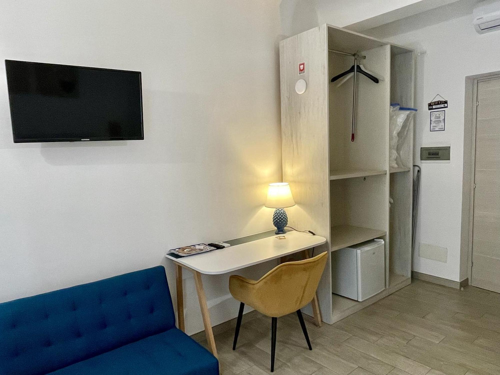 I Mori - Holiday Rooms Lascari Dış mekan fotoğraf