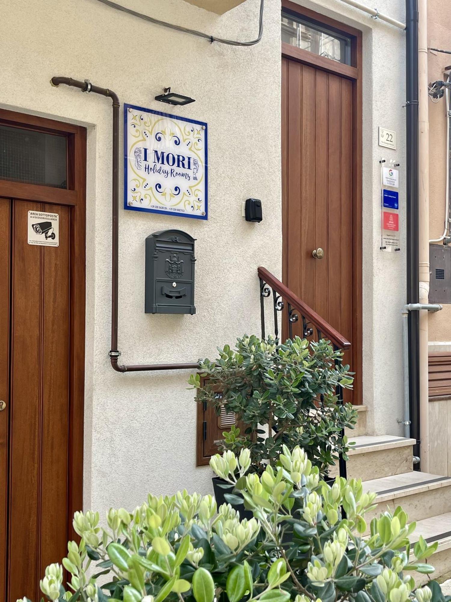 I Mori - Holiday Rooms Lascari Dış mekan fotoğraf